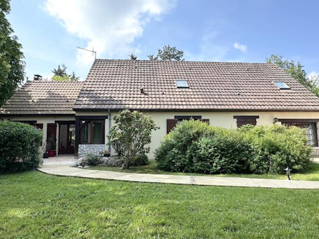 Vente Maison 7 pièces 201 m2 Houdan