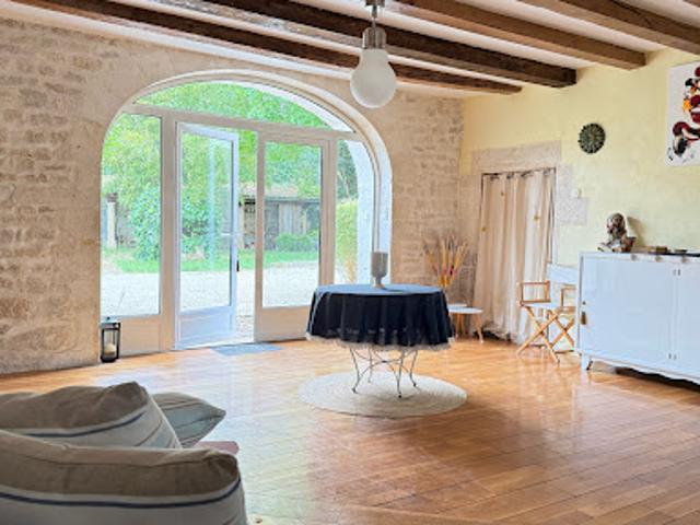 Vente Maison 7 pièces 201 m2 Vouille