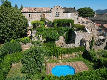 Vente Maison 7 pièces 202 m2 Gravières