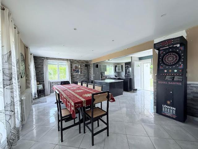 Vente Maison 7 pièces 202 m2 Vadencourt
