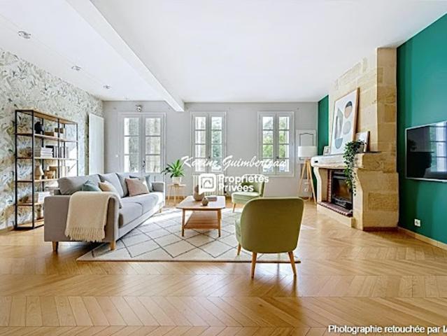 Vente Maison 7 pièces 203 m2 Abzac