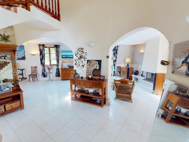 Vente Maison 7 pièces 214 m2 Méry sur Oise