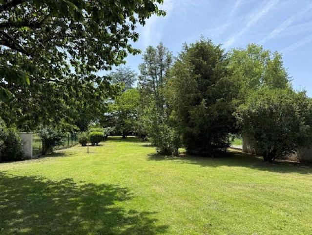 Vente Maison 7 pièces 214 m2 Aigre