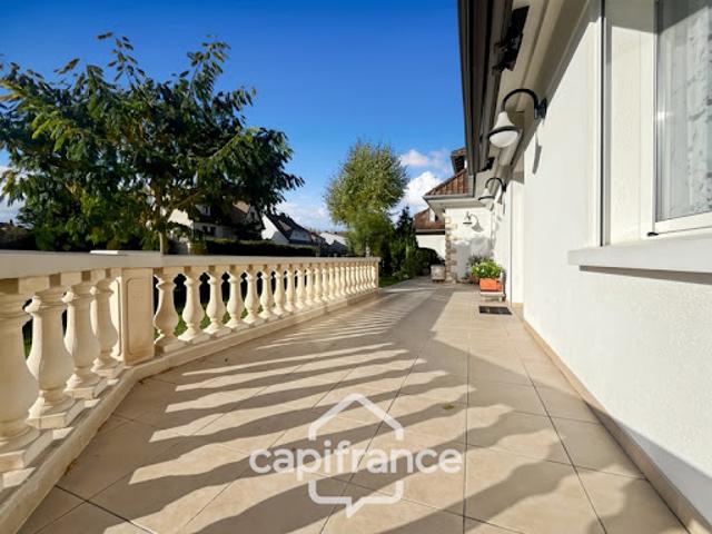 Vente Maison 7 pièces 215 m2 Ormesson sur Marne