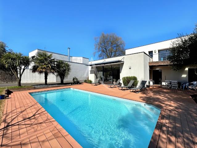 Vente Maison 7 pièces 215 m2 Orvault