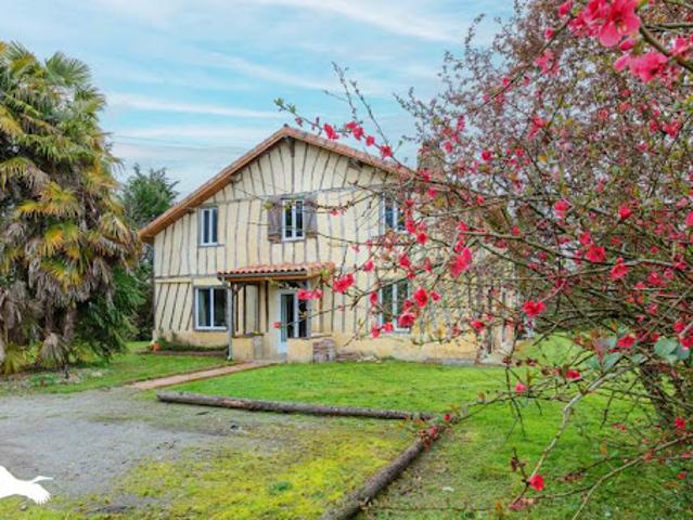 Vente Maison 7 pièces 215 m2 Bretagne d'Armagnac