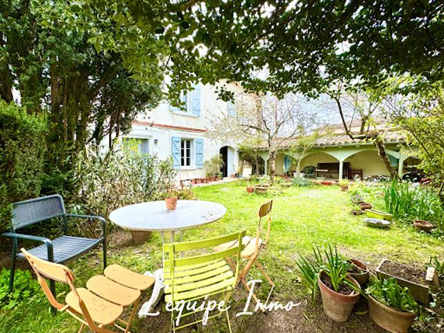 Vente Maison 7 pièces 215 m2 Cadours