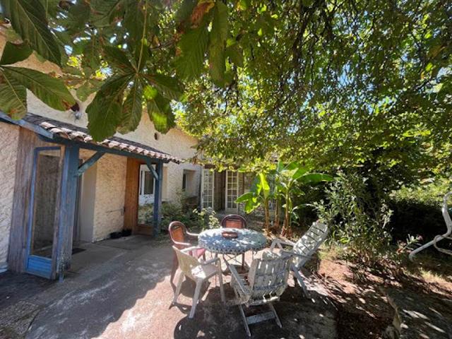 Vente Maison 7 pièces 215 m2 Caplong
