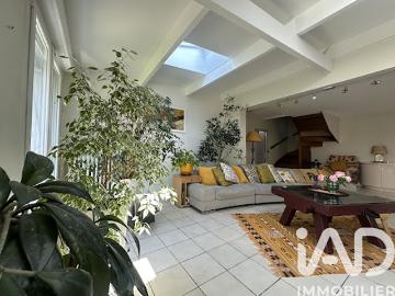 Vente Maison 7 pièces 215 m2 Fontenay sous Bois
