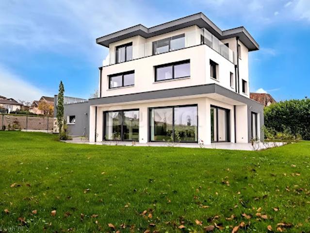 Vente Maison 7 pièces 215 m2 Loisin