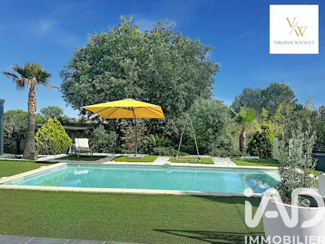 Vente Maison 7 pièces 215 m2 Saint Jean de Cuculles