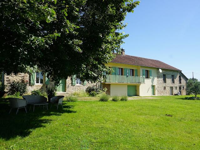 Vente Maison 7 pièces 215 m2 Saint Jory de Chalais