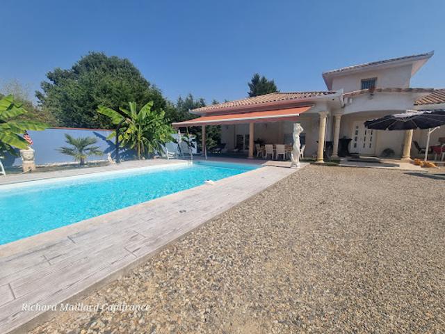 Vente Maison 7 pièces 215 m2 Saint Porquier