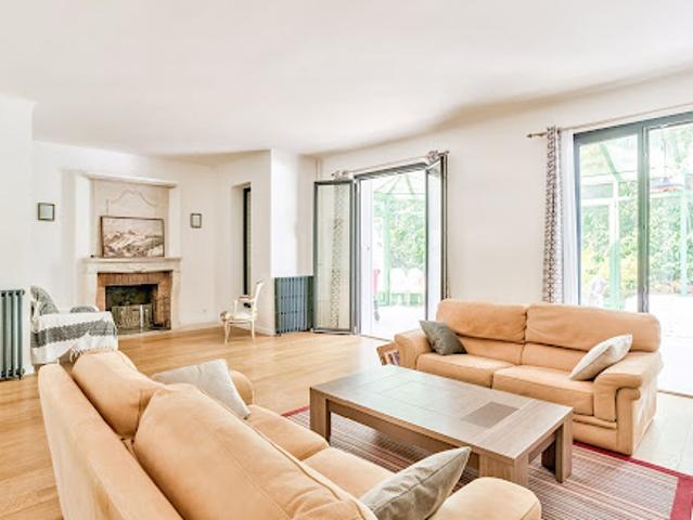 Vente Maison 7 pièces 215 m2 Sevres