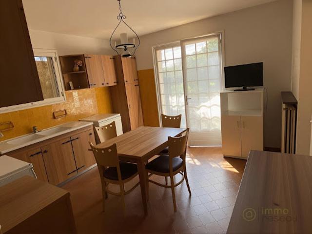 Vente Maison 7 pièces 216 m2 Nimes