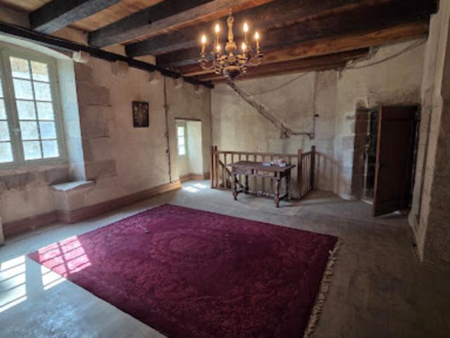 Vente Maison 7 pièces 216 m2 Eymoutiers