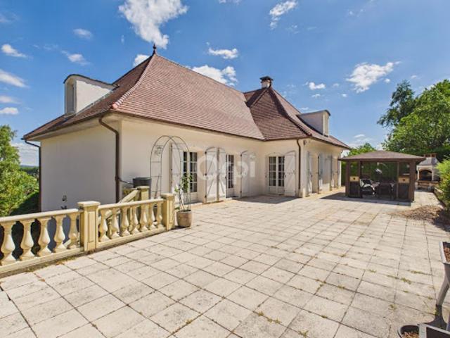 Vente Maison 7 pièces 216.54 m2 Jussey