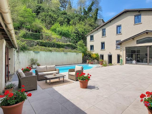Vente Maison 7 pièces 250 m2 Vienne