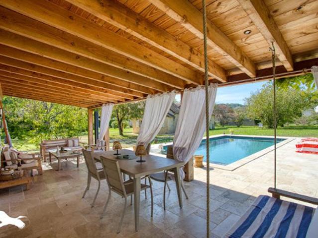 Vente Maison 7 pièces 218 m2 Montignac