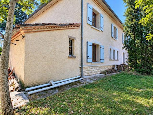Vente Maison 7 pièces 218 m2 Bon Encontre