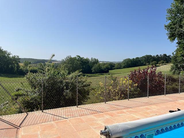 Vente Maison 7 pièces 218 m2 Castillonnès