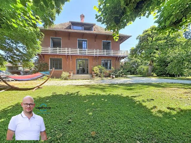 Vente Maison 7 pièces 218 m2 Le Pont de Beauvoisin