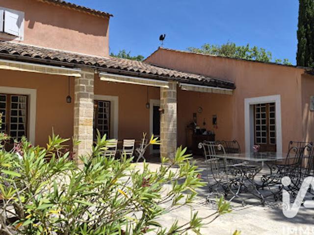 Vente Maison 7 pièces 210 m2 Régusse
