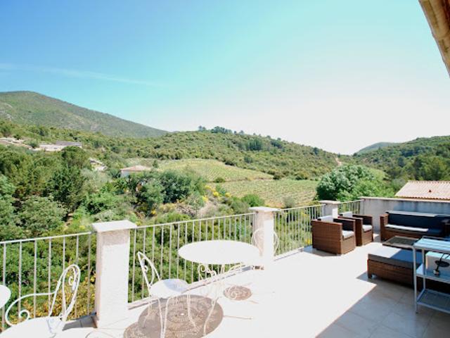 Vente Maison 7 pièces 218 m2 Roquebrun