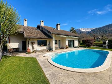 Vente Maison 7 pièces 219 m2 Villaz