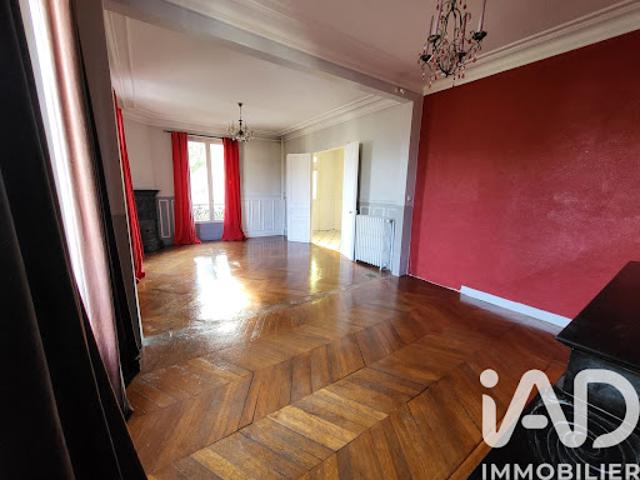 Vente Maison 7 pièces 210 m2 Neuilly Plaisance