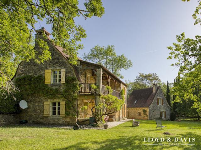 Vente Maison 7 pièces 210 m2 Daglan