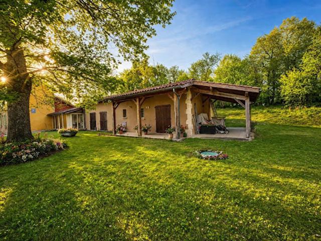 Vente Maison 7 pièces 210 m2 Estang