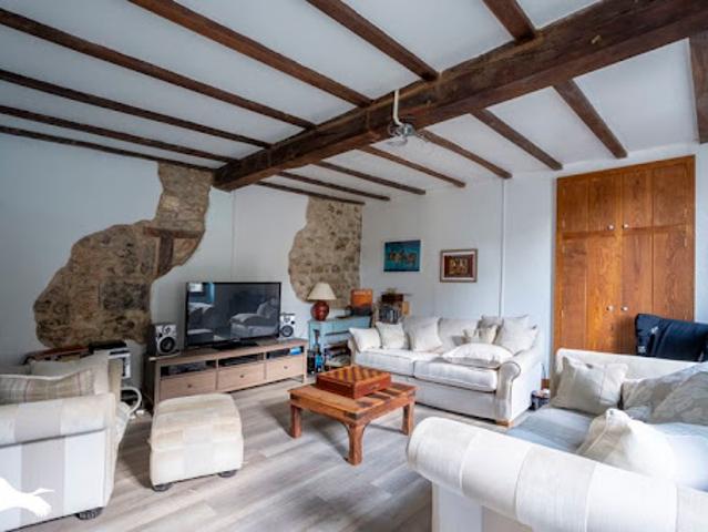 Vente Maison 7 pièces 210 m2 Guizengeard
