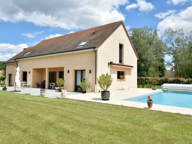 Vente Maison 7 pièces 210 m2 Givry