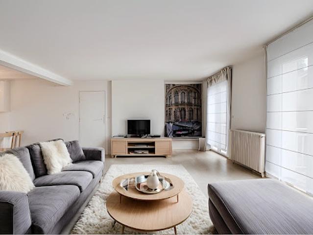Vente Maison 7 pièces 210 m2 La Celle Saint Cloud