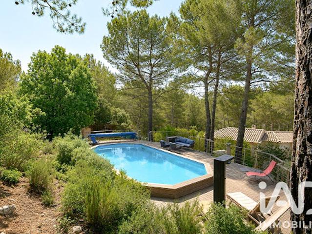 Vente Maison 7 pièces 210 m2 Peypin