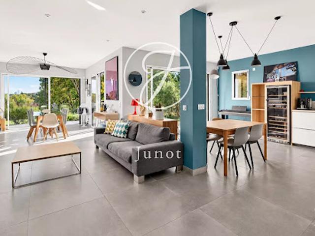 Vente Maison 7 pièces 210 m2 Rueil Malmaison