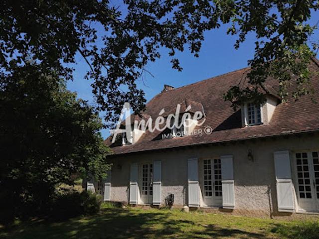 Vente Maison 7 pièces 210 m2 Saint Michel Loubéjou