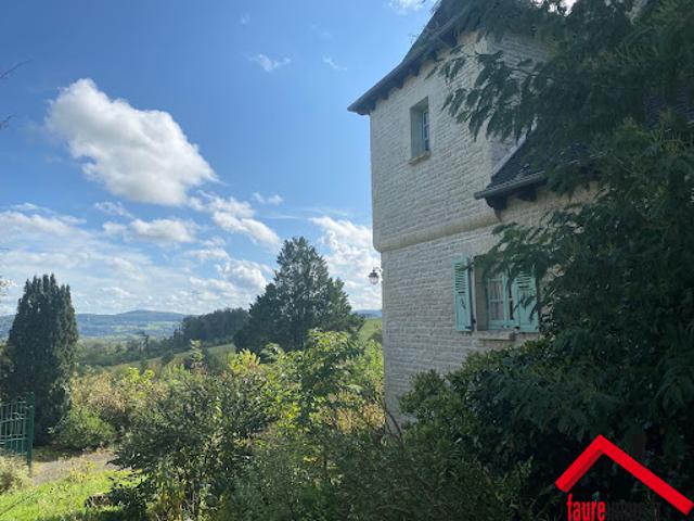 Vente Maison 7 pièces 210 m2 Saint Pantaléon de Larche