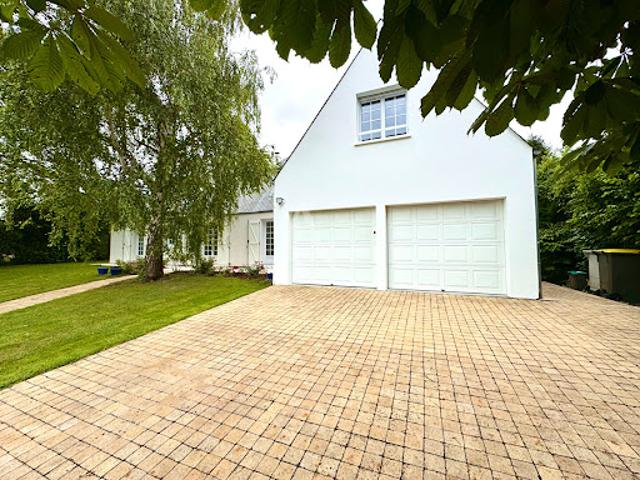 Vente Maison 7 pièces 211 m2 Lesigny