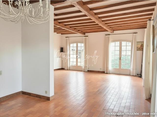 Vente Maison 7 pièces 211 m2 Saint Jean