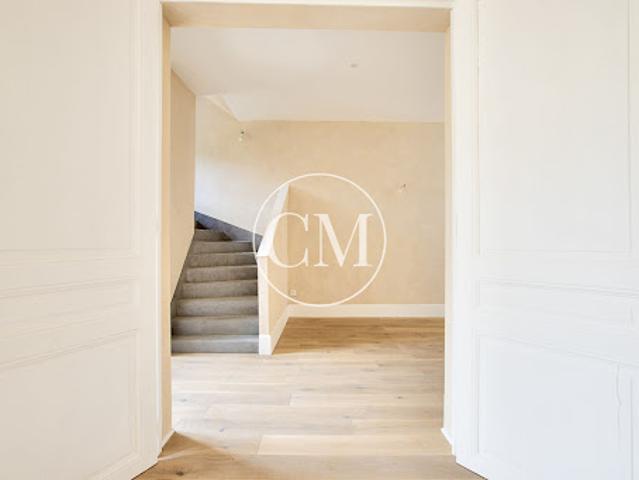 Vente Maison 7 pièces 211.42 m2 Meudon