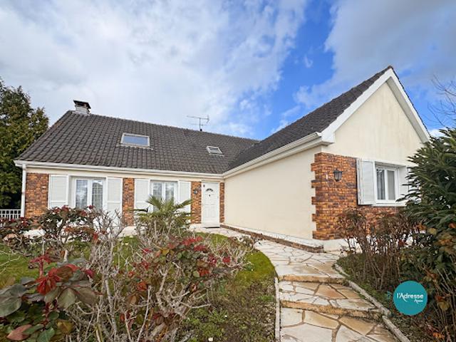 Vente Maison 7 pièces 212 m2 Mennecy