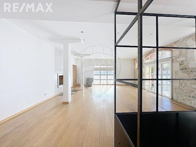 Vente Maison 7 pièces 212 m2 Nimes