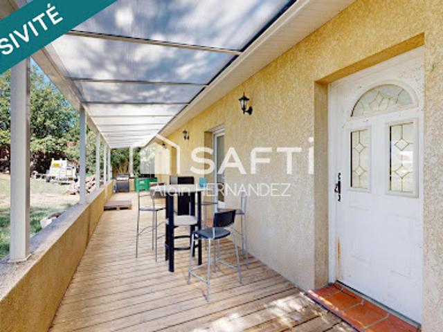 Vente Maison 7 pièces 212 m2 Castelnau Picampeau