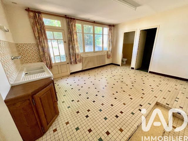Vente Maison 7 pièces 212 m2 Réaux sur Trèfle