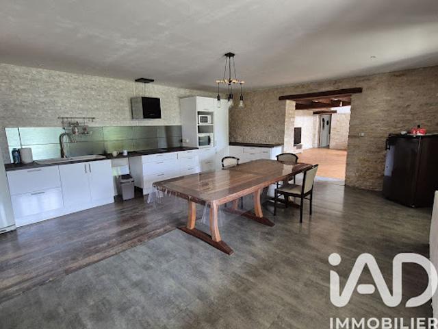 Vente Maison 7 pièces 213 m2 Chouppes