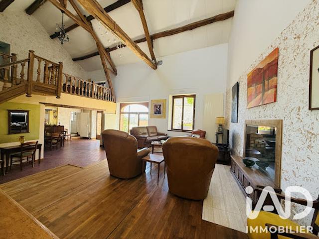 Vente Maison 7 pièces 213 m2 Laval en Brie