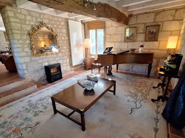 Vente Maison 7 pièces 213 m2 Saint Germain sur Vienne