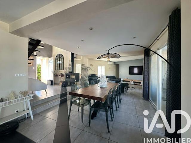 Vente Maison 7 pièces 224 m2 Bias